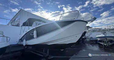 Quicksilver Activ 755 Sundeck