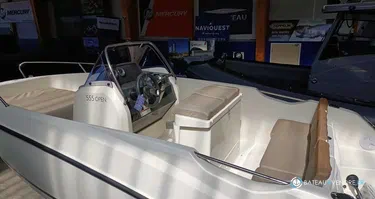 Quicksilver Activ 555 Open