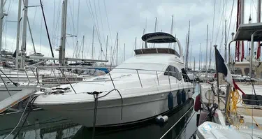 Sea Ray 455 Sedan Bridge