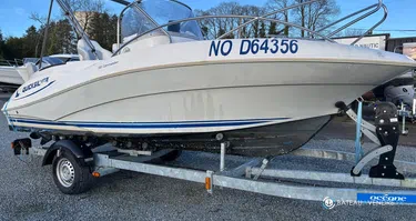 Quicksilver  555 Commander