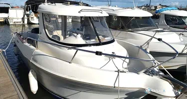 Quicksilver 640 Pilothouse