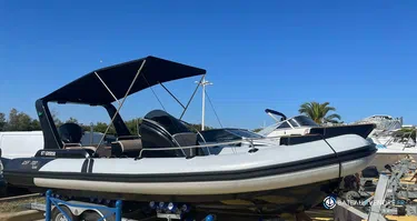 Bateau Semi rigide DSF 700