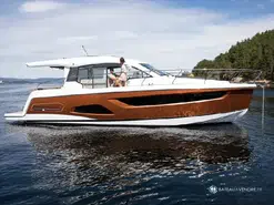 Sealine  C390