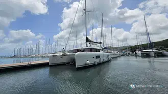 Lagoon  42