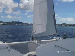 Lagoon  570