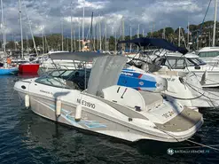 Rinker  246 Captiva Cuddy