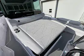 Axopar  29 XC CROSS CABIN