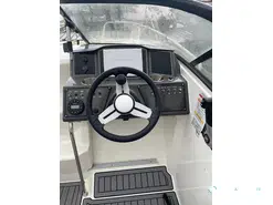 Bayliner VR5 Cuddy OB