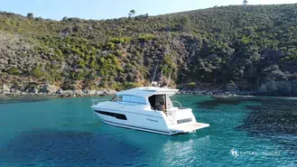 Prestige Yachts  460 Fly