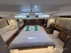 Prestige Yachts M48