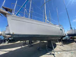 Beneteau Oceanis 351