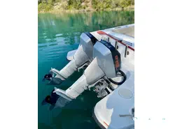 Boston Whaler  270 Vantage