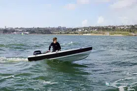 3D Tender REEF 350 CARBONE