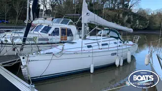 Beneteau Oceanis 300