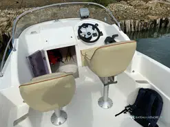 B2 Marine Cap Ferret 552 Cabin Cruiser