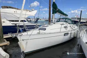 Beneteau Oceanis 321