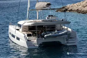 Dufour Catamarans  48