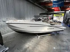 Quicksilver Activ 805 Open