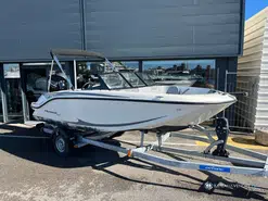 Bayliner Element M17