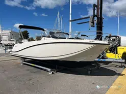 Quicksilver Activ 675 Open