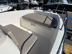 Quicksilver Activ 675 Open