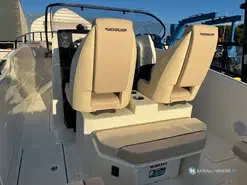 Quicksilver Activ 805 Open