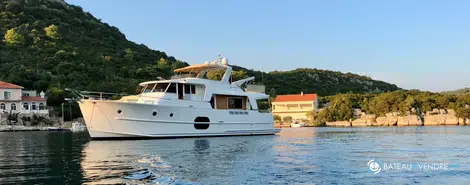 Beneteau Swift Trawler 52