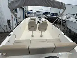 Quicksilver Activ 675 Open