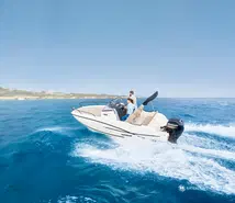 Quicksilver Activ 605 Sundeck