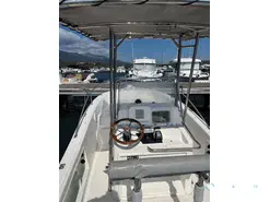 Kelt White Shark 225