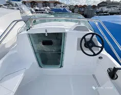 Quicksilver  435 Cabine