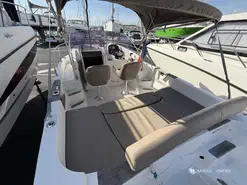 B2 Marine  652 Cabin Cruiser