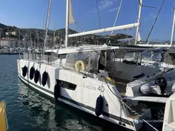 Fountaine Pajot Lucia 40