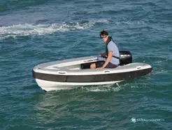 3D Tender REEF CARBONE 320