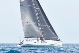 Sly Yachts 47 AVIS