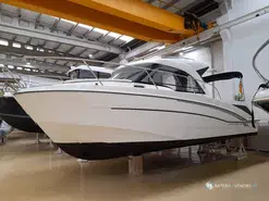 Beneteau Antares 8