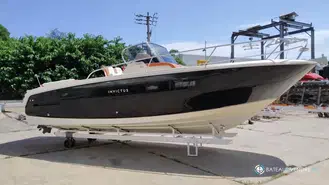 Invictus  280 CX