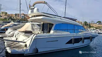 Prestige Yachts  520 Fly