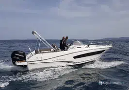 Jeanneau CAP CAMARAT 7.5 WA SERIE 3