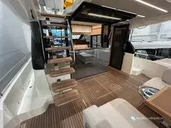 Prestige Yachts F4.9