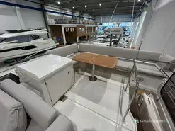 Prestige Yachts F4.9