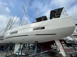 Dufour  470