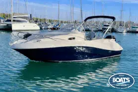 Quicksilver  635 WA Commander