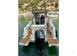 Quicksilver Activ 705 Pilothouse