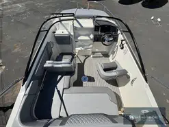 Bayliner VR5 Cuddy OB
