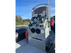 Narwhal  HD 550