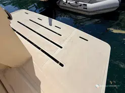 Raffaelli Typhoon Middle Day