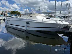 B2 Marine 652 Cabine cruiser Dark Line