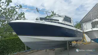 Beneteau Antares 800
