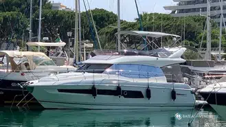 Prestige Yachts  460 Fly
